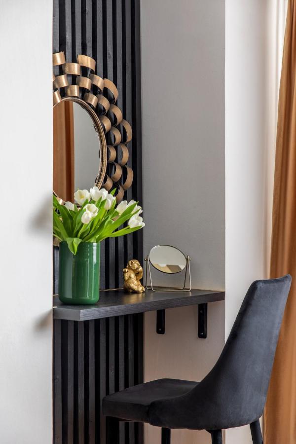 Designer Flat For 4, Heart Of Bucharest, Kitchen Villa Exteriör bild